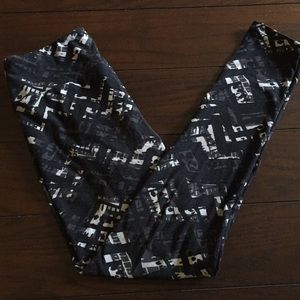 EUC Lularoe Black Grey print OS leggings